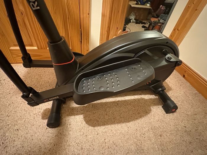 Reebok Jet100 Elliptical Trainer