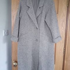 Ladies wool tweed coat