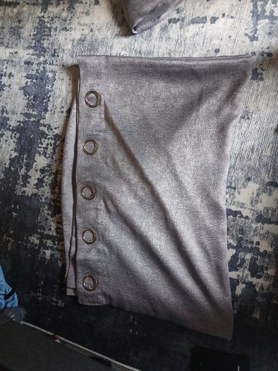 grey curtains