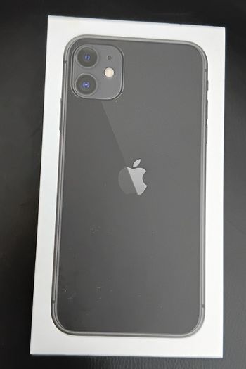 iPhone 11