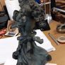 Mother and child figurine Image 5