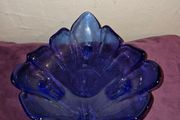 Vintage blue glass leaf dish bowl