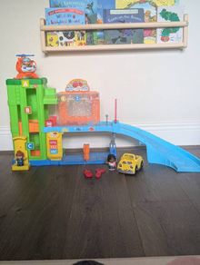 fisher price little people garage car wash