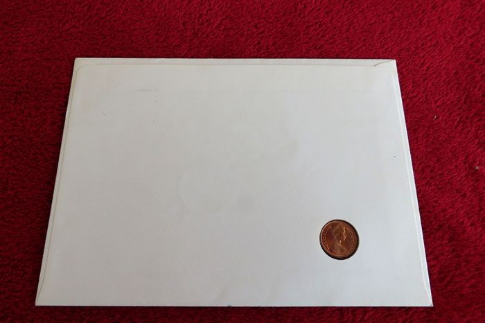 Collectors lot Vintage UK coins sets & coin stamp covers