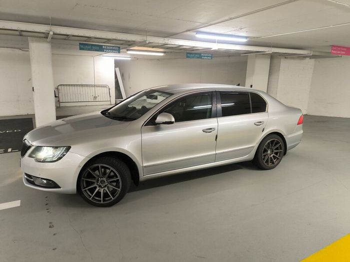 Skoda Superb 2013