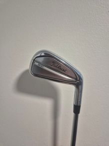 Titleist T200