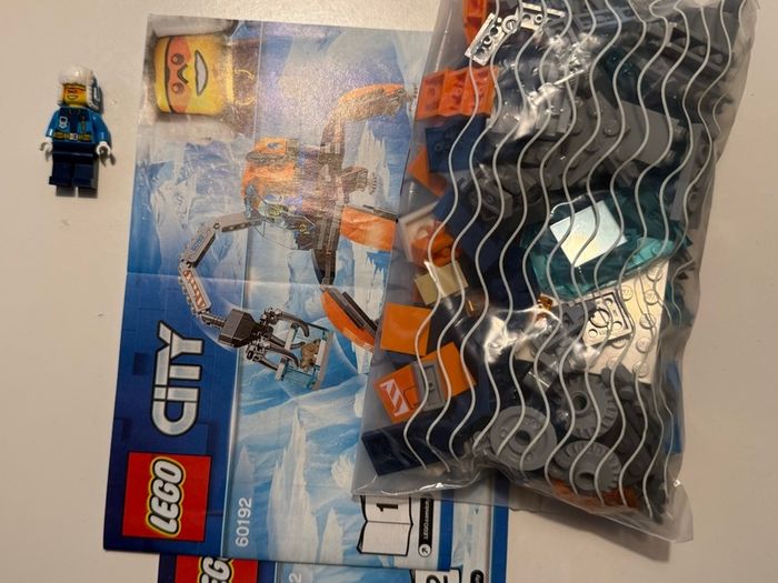 Lego City Arctic Ice Crawler 60192