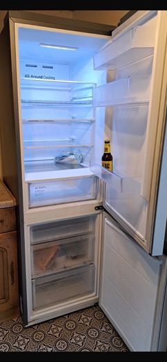 Samsung Series 5 SpaceMax Fridge Freezer