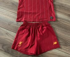 Liverpool LFC kit