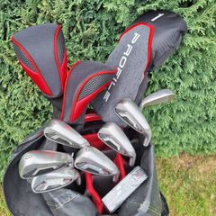 Golf clubs. Wilson. Full set and bag
