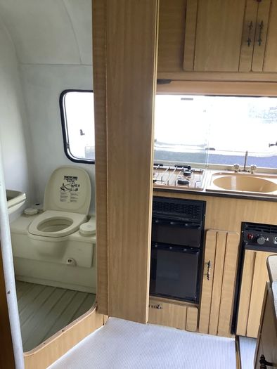 Lightweight touring caravan ... excellent condition