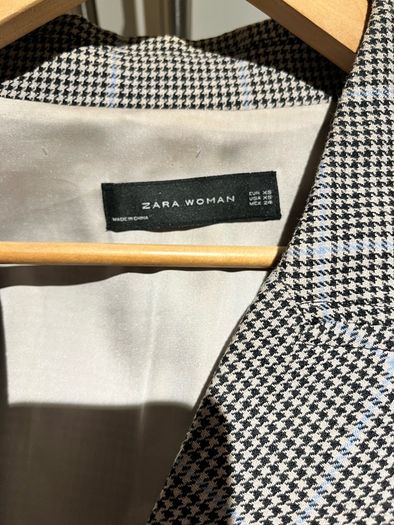 ZARA woman light