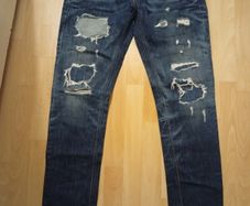 Pull & Bear Distressed Jeans ((W-30 / L-32))