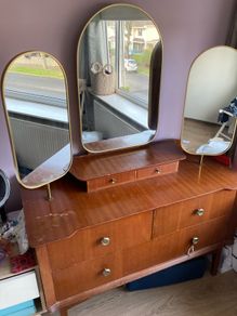 Dressing Table With Mirrors