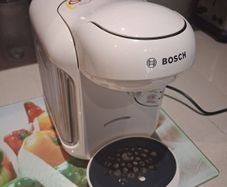 Bosch tassimo coffee/hot chocolate machine.