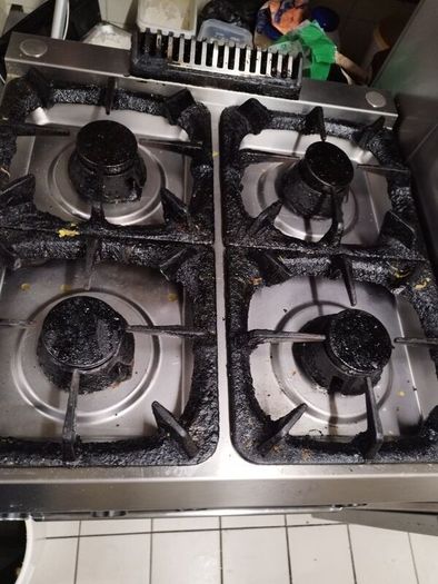Cooker commercial with oven