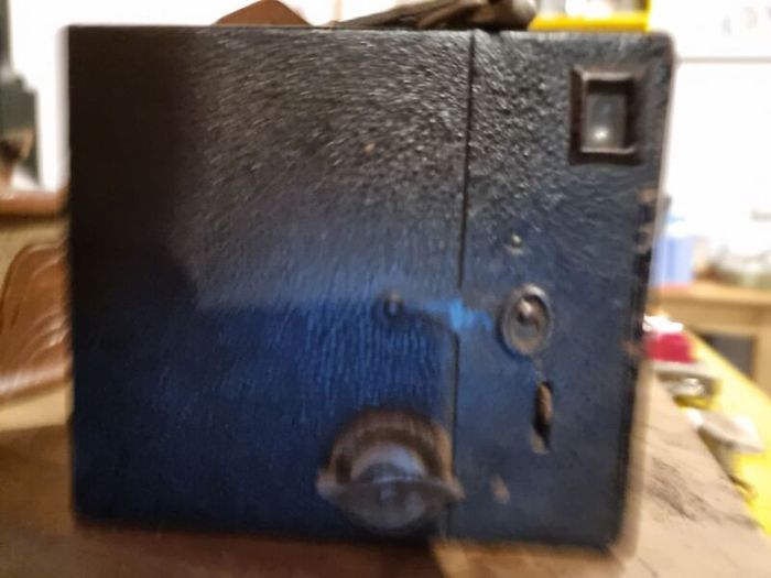 Antique cameras [brownie, futura, coronet]