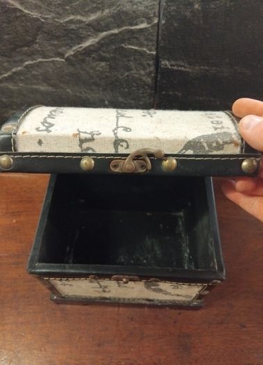 Casket Box