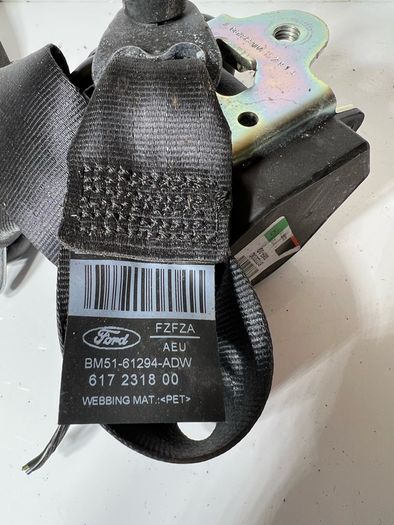 2015 Ford Focus 5 Door Right Front Seat Belt 617232000 Bm51-61294-adw A1l2b15s