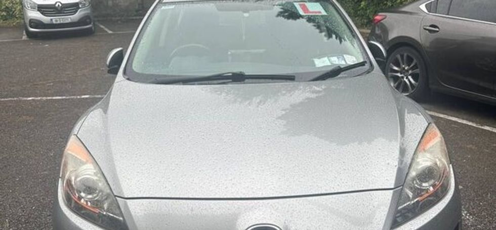 Mazda 3 1.6D Executive 2012