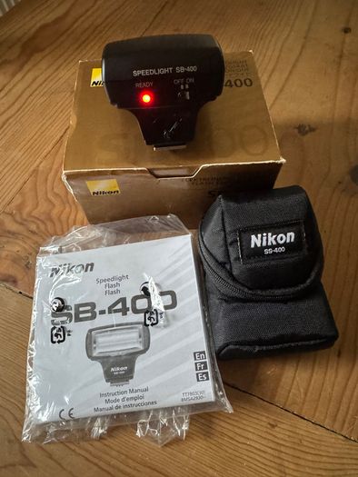 Nikon SB-400