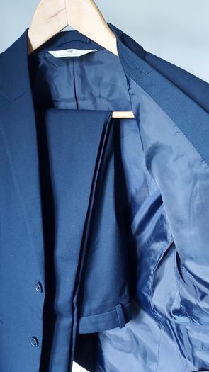 H&M deep blue / navy suit age 13-14Y
