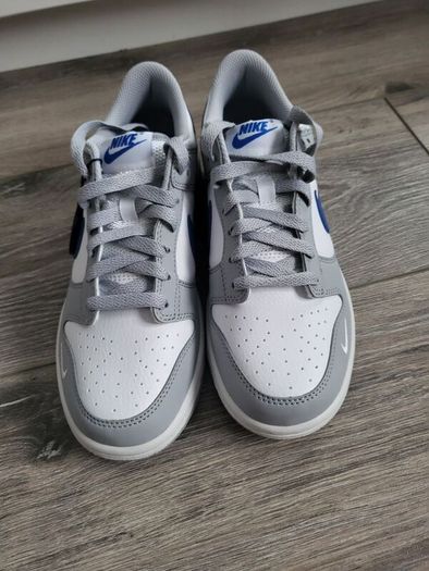 Nike Dunks  UK 5