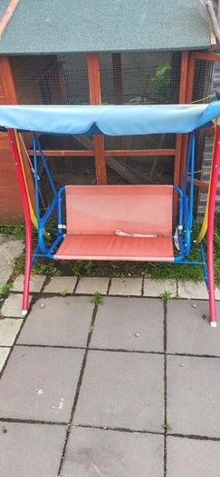 kids swing