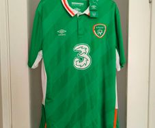 Retro 2016/17 Republic of Ireland Home Jersey