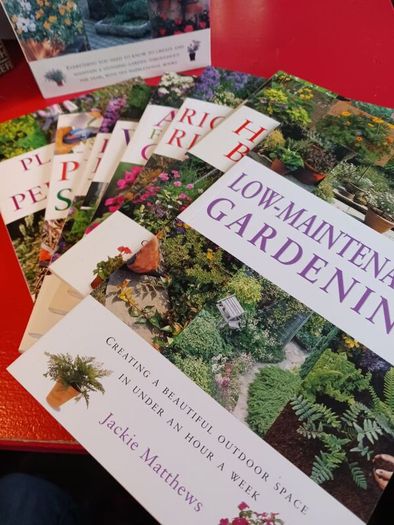 The Gardeners Book Box