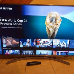 LG 50 inch 4K UHD Smart TV 50UK6950PLB Excellent Condition