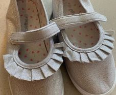 Girls shoes size 31 ( UK 12) like new