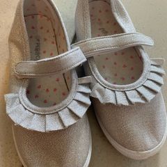 Girls shoes size 31 ( UK 12) like new