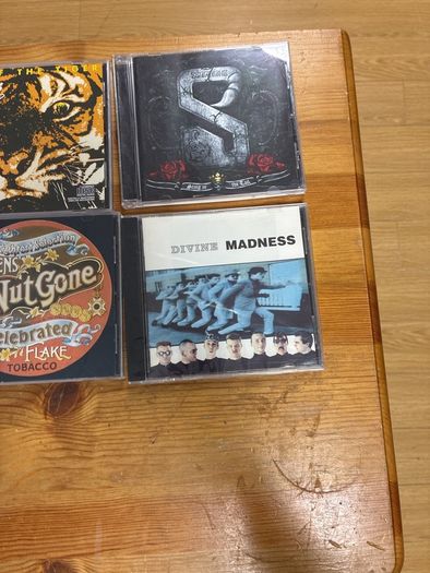 Cd albums