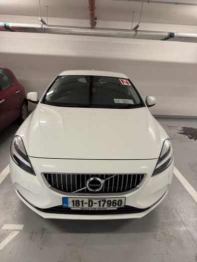 2018 Volvo V40