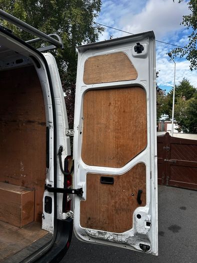 Van ply lining