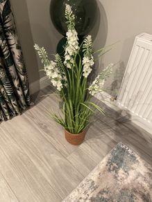 artificial plants