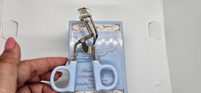Flower Knows Butterfly Cloud Collar Collection Eyelash Curler in Blue
