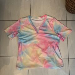 2 2XL colourful tops