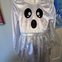 ghost Halloween costume