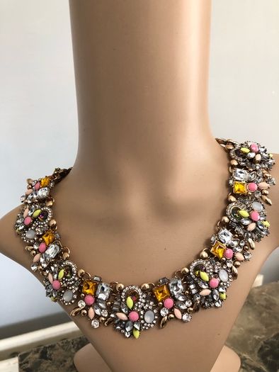 statement necklace