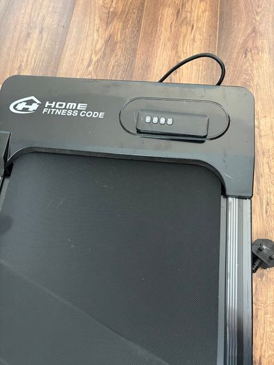 Treadmill / walking pad