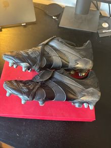 Adidas Predator Accelerator