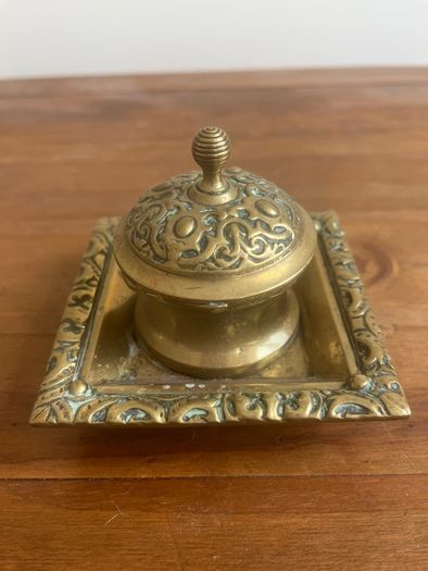 Victorian period ink well