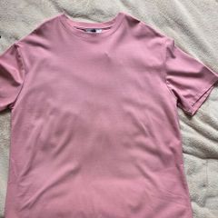 New T-Shirt, S