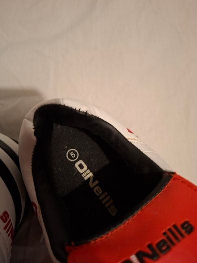 football boots for astro UK size 5