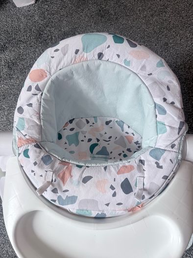 Fisher-Price Portable Baby Chair with Tray