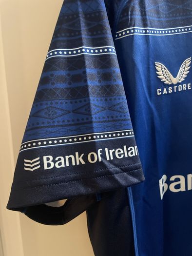 Castore Leinster rugby Jersey size L brand new