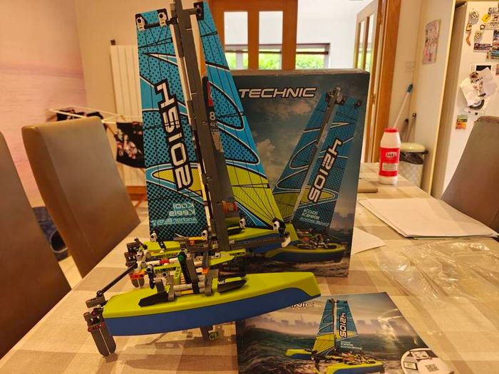 lego technic Catamaran