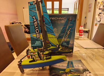 lego technic Catamaran